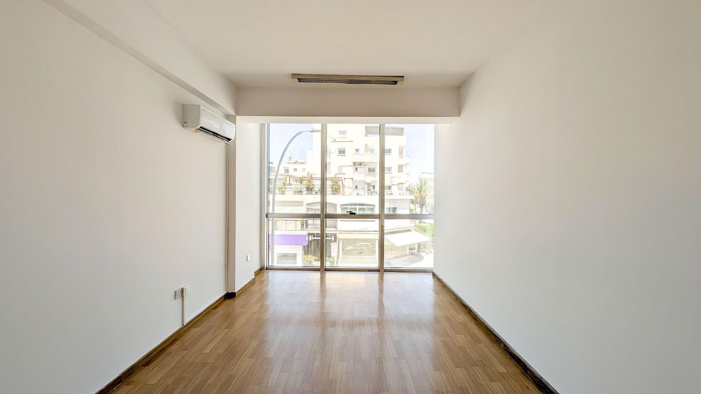 Yield Producing, Mixed-use commercial building in Acropoleos Avenue, Strovolos, Nicosia – id S46027