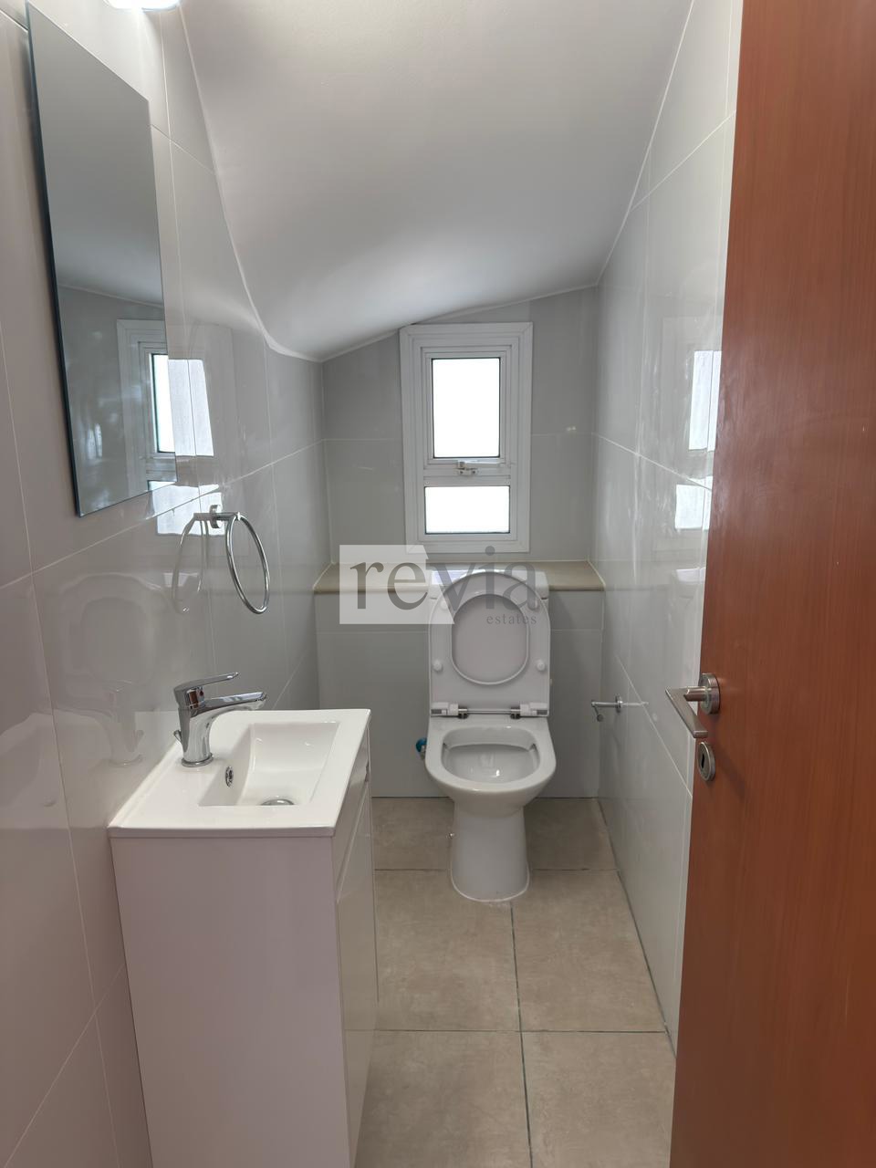 2593209 – Semi-detached For rent, Mouttagiaka, 120 sq.m., €2.500