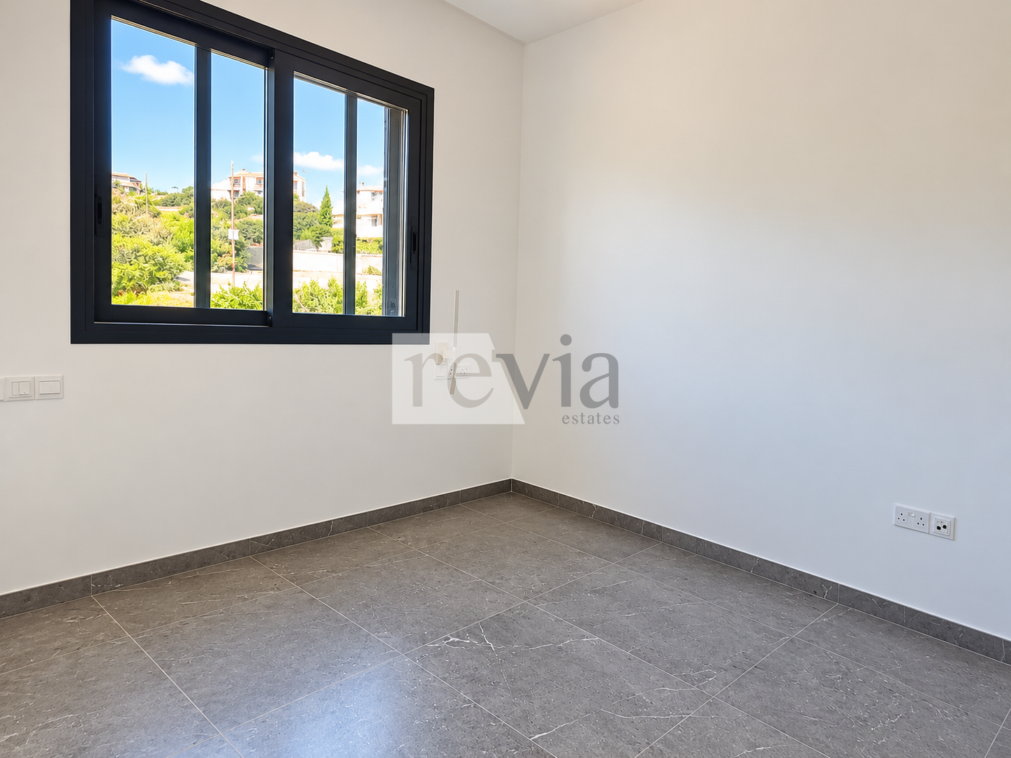 394a1990eb664dcf9a1375f1b4f1b2d8 2671121 – Apartment For rent, Episkopi, 80 sq.m., €1.500