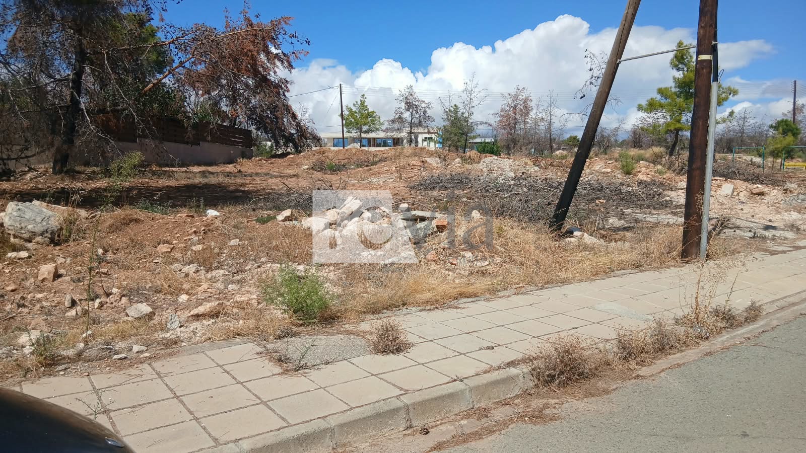 2503351 – Plot of Land For sale, Souni-Zanakia, 1.500 sq.m., €250.000