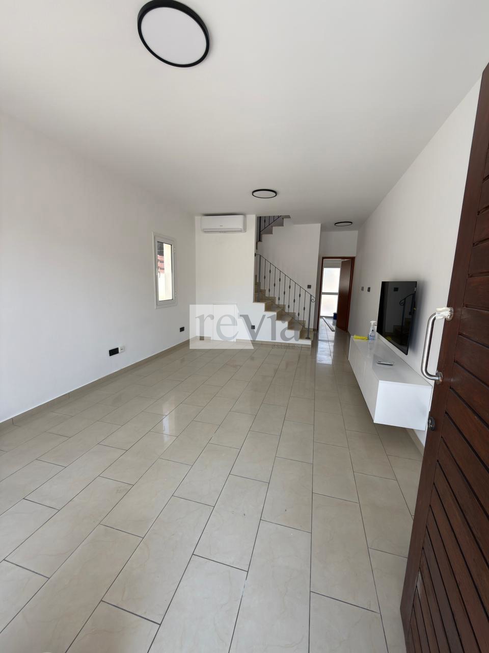 2593209 – Semi-detached For rent, Mouttagiaka, 120 sq.m., €2.500