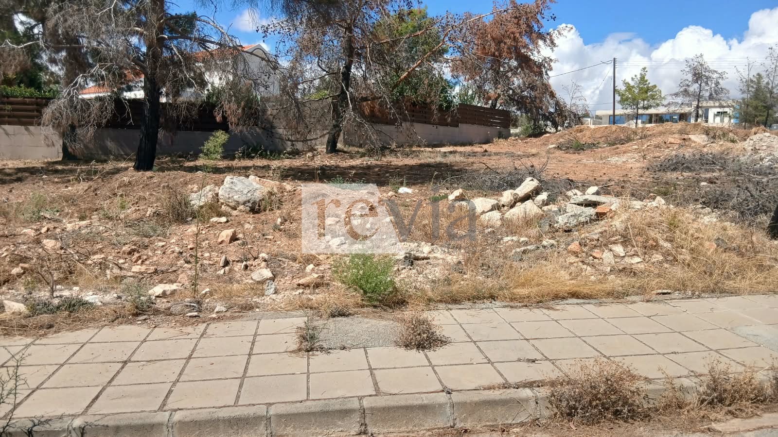 2503351 – Plot of Land For sale, Souni-Zanakia, 1.500 sq.m., €250.000