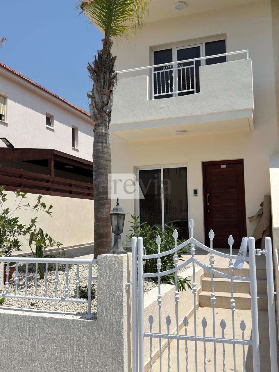 2593209 – Semi-detached For rent, Mouttagiaka, 120 sq.m., €2.500
