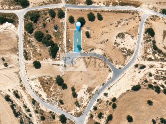 335671 – Plot of Land For sale, Avdimou, 326 sq.m., €55.000