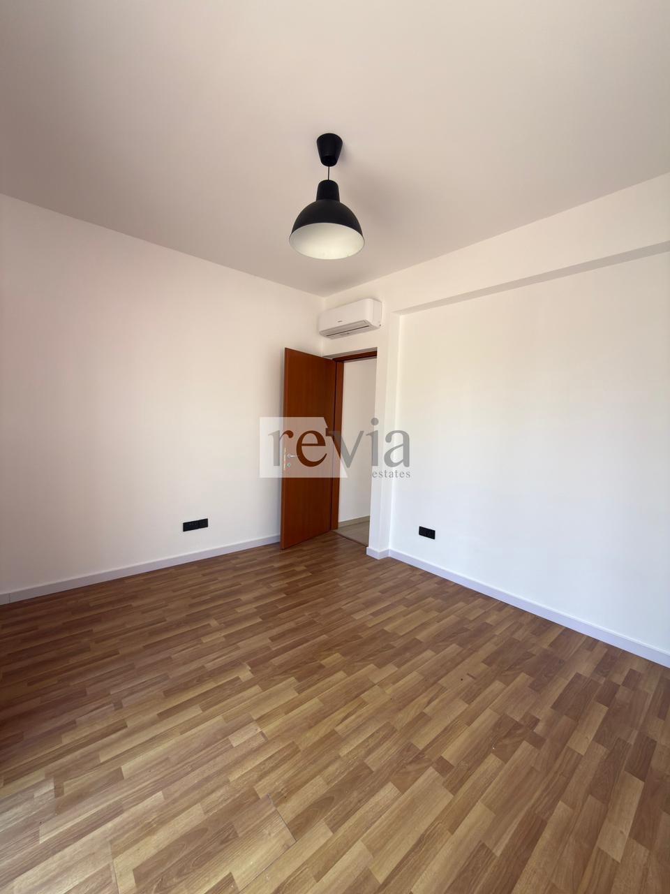 2593209 – Semi-detached For rent, Mouttagiaka, 120 sq.m., €2.500